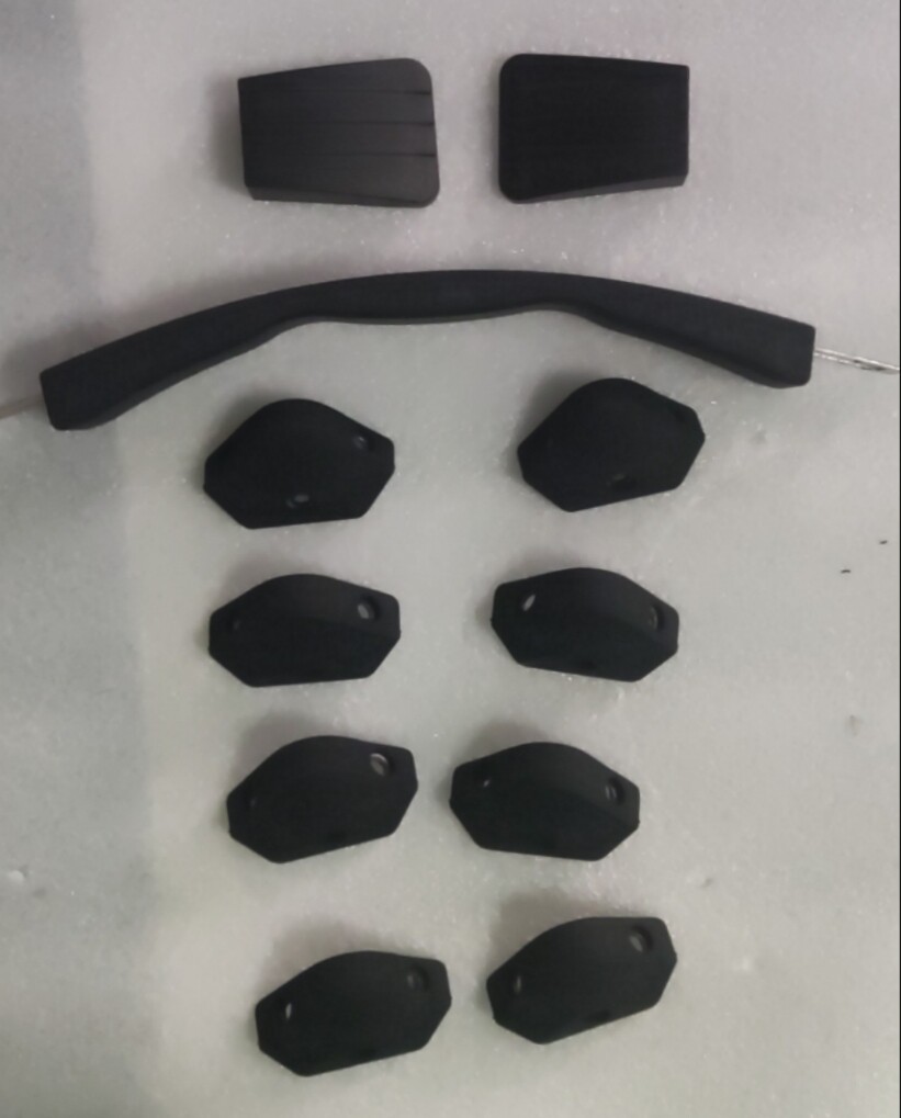 Laptop Accessories All In One - Set Aksesori Termasuk Pelindung Sudut &